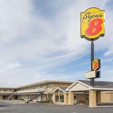 Super 8 By Wyndham Wells Hotell Eksteriør bilde